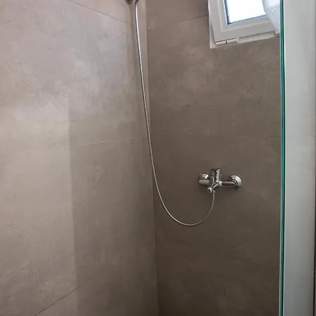 בית נופש Gk I Part Of Gk Fitness Club פליראקי