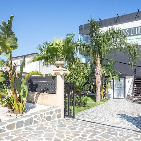 Gk I Part Of Gk Fitness Club בית נופש