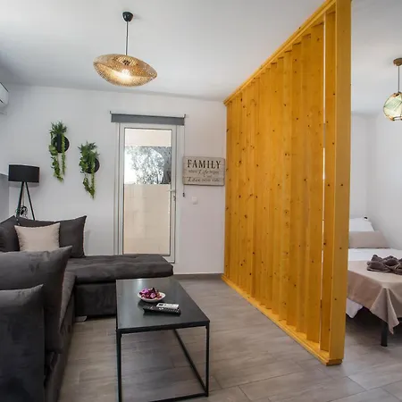 Gk I Part Of Gk Fitness Club فاليراكي